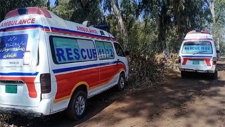 Two killed, 14 injured in coach, car collision in DI Khan