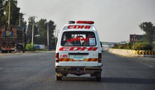 Man killed, two injured in firing on car in Sheikhupura