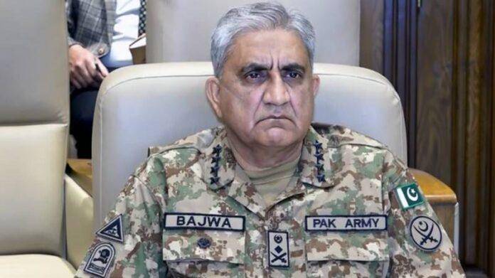 COAS Gen Bajwa attends War Game session at Kharian