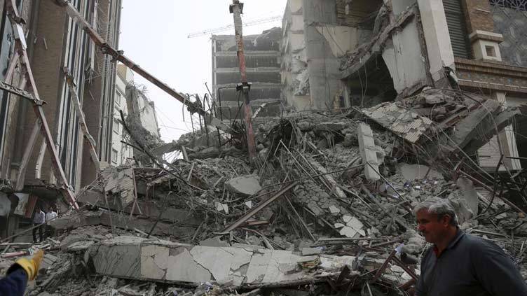 Building collapse kills 5 people, injures many in south Iran