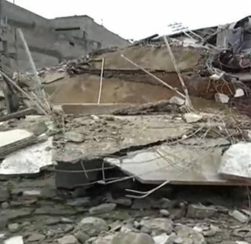 Seven-storey building collapses in Karachi