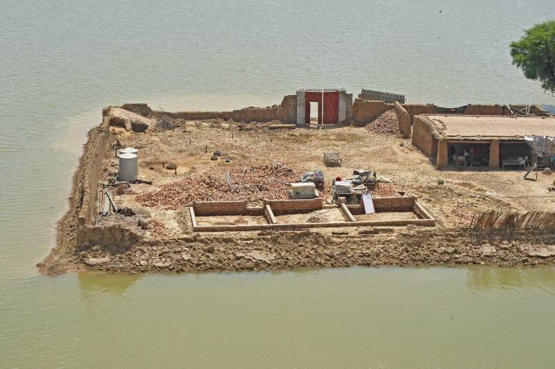 Evacuations ordered as several Sindh cities face new flood threat