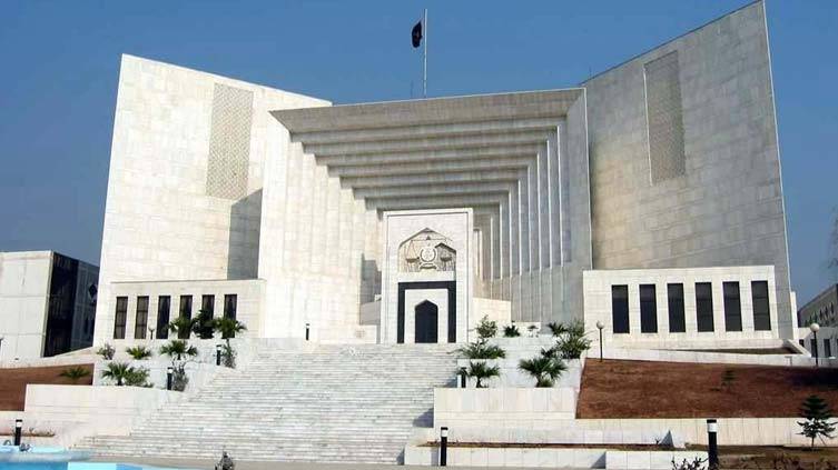 SC adjourns hearing of Imran Khan contempt case for one week