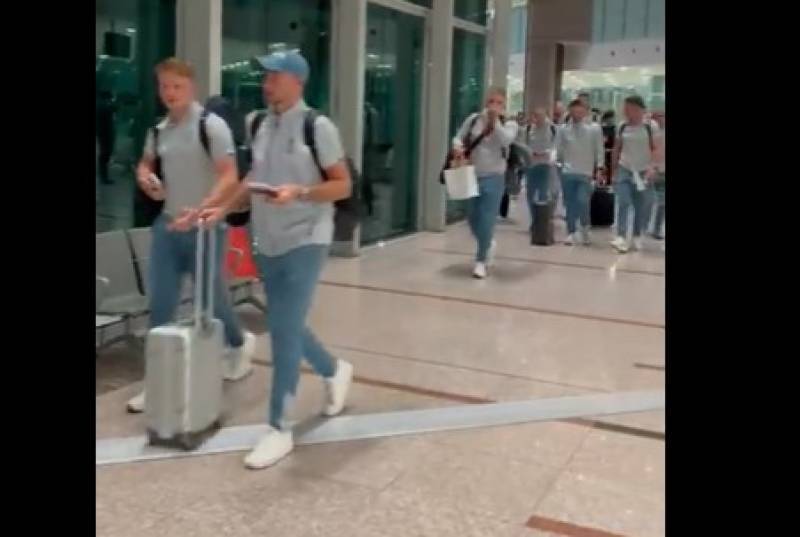 England cricketers land in Pakistan for first Test series in 17