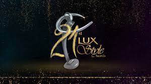 Pakistani divas shine at Lux Style Awards 2022 red carpet