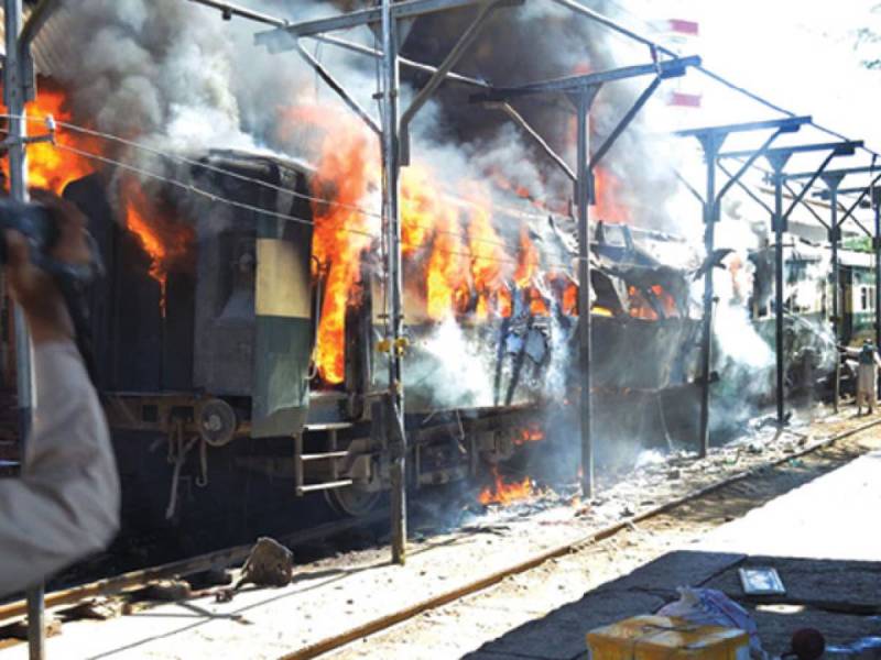 Two killed as blast hits Jaffar Express