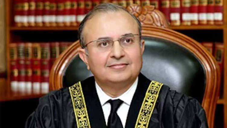 SC judge questions attempts at finding faults in NAB amendments