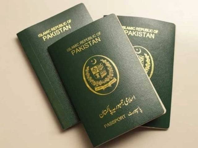 Govt withdraws Pakistani asylum seekers’ passport ban order