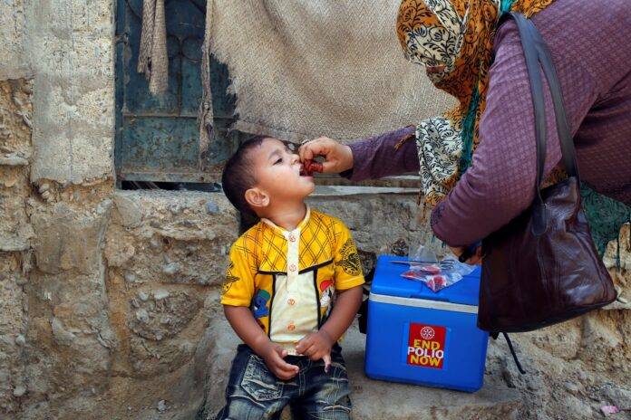 Polio virus detected in 52 districts across Pakistan