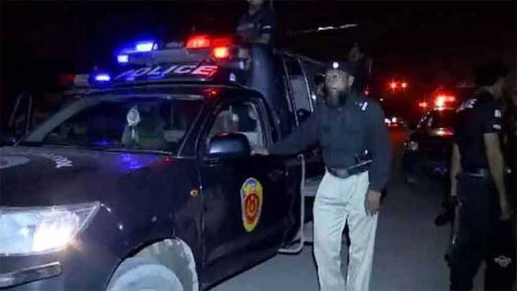 Five die in exchange of fire between two groups in Karachi