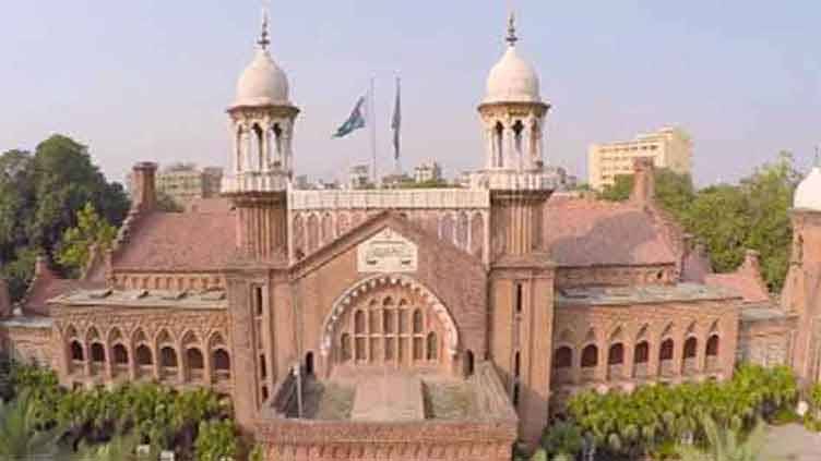 LHC issues notice to govt on plea against decision to shut down utility stores