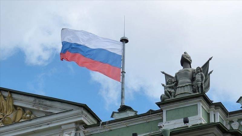 Russia expels six British diplomats on spying allegations