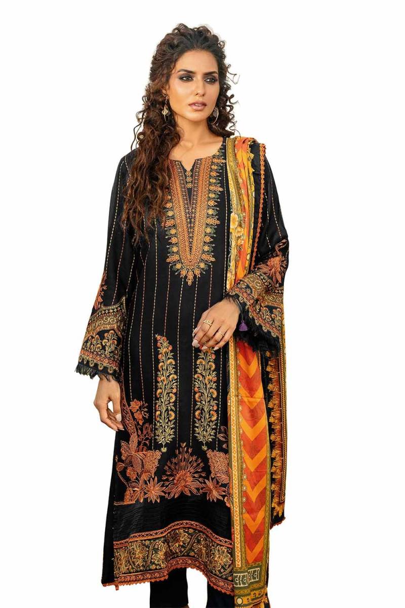 Ethnic Elegance: Traditional Designs in GulAhmed’s Winter Collection