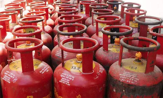 OGRA notifies LPG price hike for October; petroleum prices likely to drop