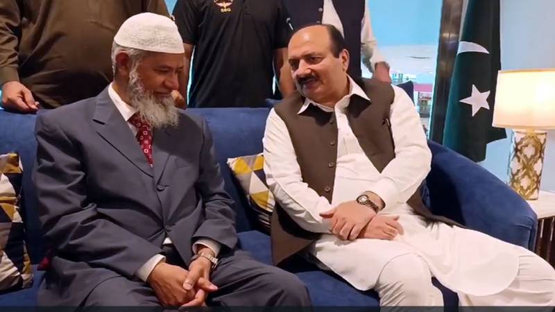 Renowned Islamic scholar Dr. Zakir Naik arrives in Islamabad