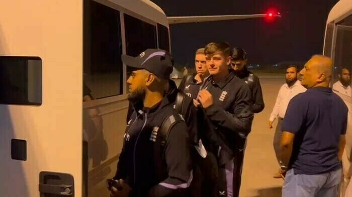 England cricket team arrives in Pakistan for Test series