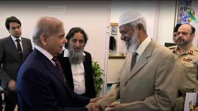 PM welcomes Dr Zakir Naik, praises efforts to promote Islam's true message