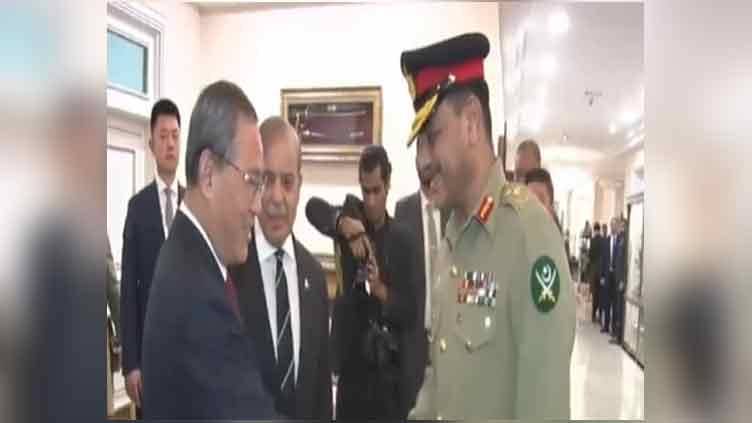 Chinese Premier Li Qiang meets COAS at PM House