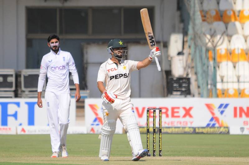 Kamran Ghulam stars with debut century as Pakistan score 259-5 against England 