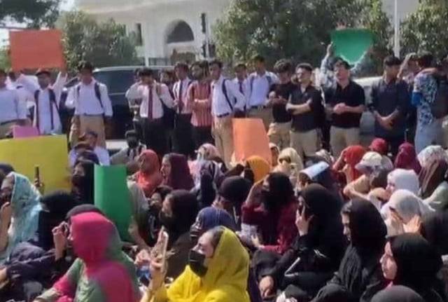 24 students arrested amid protests over alleged assault on private college student in Lahore