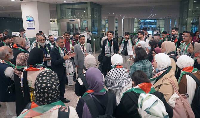  Second batch of Palestinian students arrive in Pakistan to complete studies