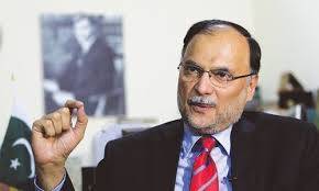 Ahsan urges coordinated efforts to combat climate change, smog crisis