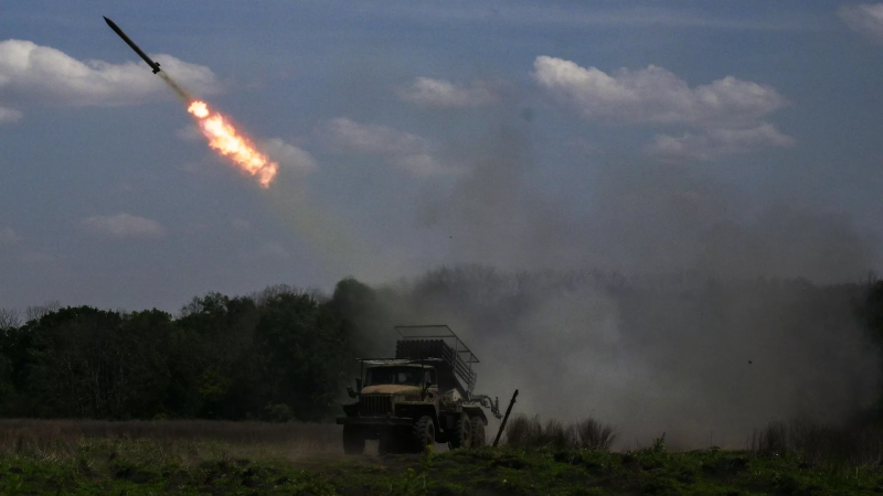 Russian forces secure village near Zaporozhye border, strike key Ukrainian infrastructure