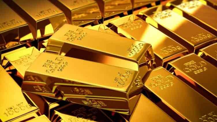 Gold prices surge to record high of Rs273,500 per tola