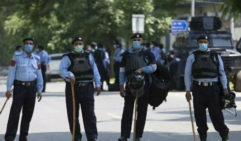 Islamabad police enforce section 144