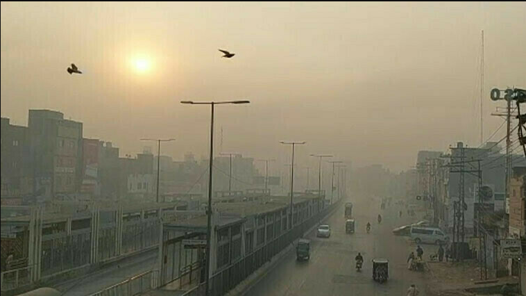 Lahore tops global air pollution rankings as smog crisis worsens