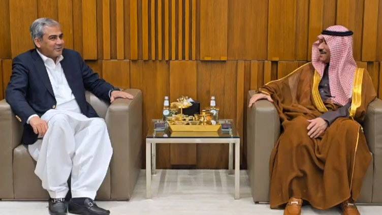 Mohsin Naqvi strengthens Pakistan-Saudi ties during Riyadh visit