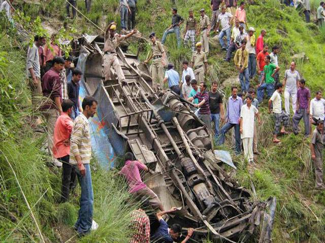 Bus accident kills 52 in India