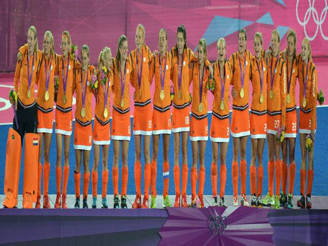 Dutch win women hockey gold