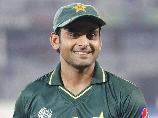 Hafeez tops ODI ranking