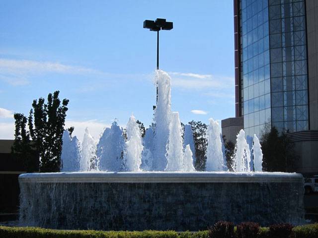 Faulty fountain seeks attention