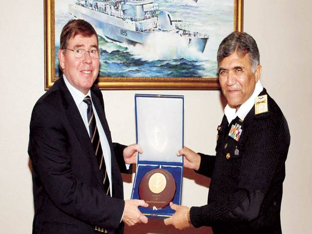 Pak, British naval chiefs discuss regional situation