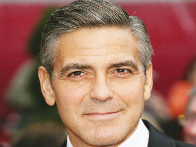 Clooney gets marriage licence