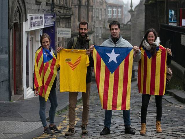 Catalan independence rivals plan to skip referendum