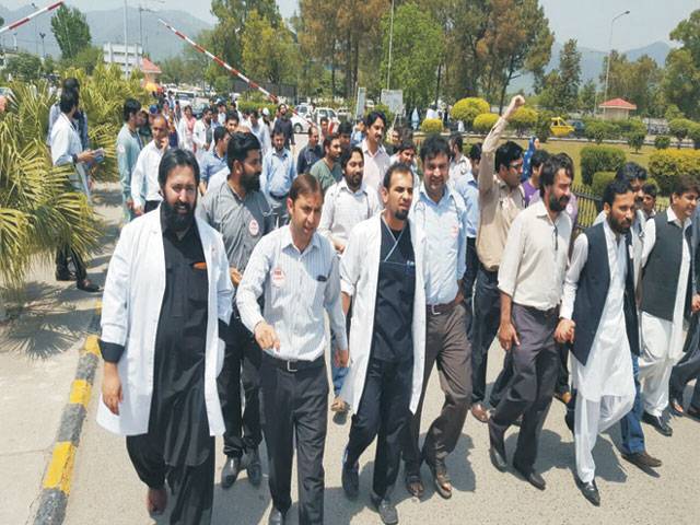 PIMS doctors stage protest, present demands