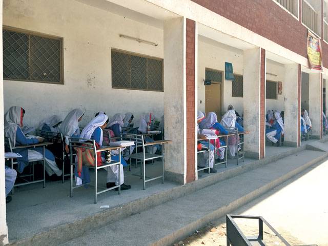 Pindi school lacks teachers, classrooms