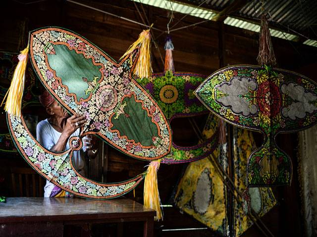 Malaysia’s traditional kite-making in peril