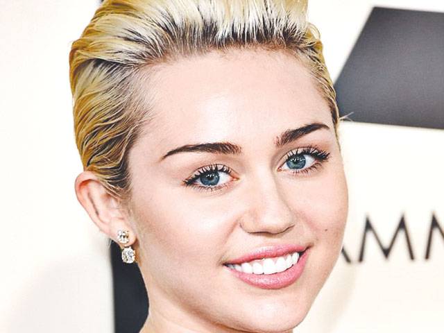 Angel miley cyrus. Майли Сайрус слушать Малибу.