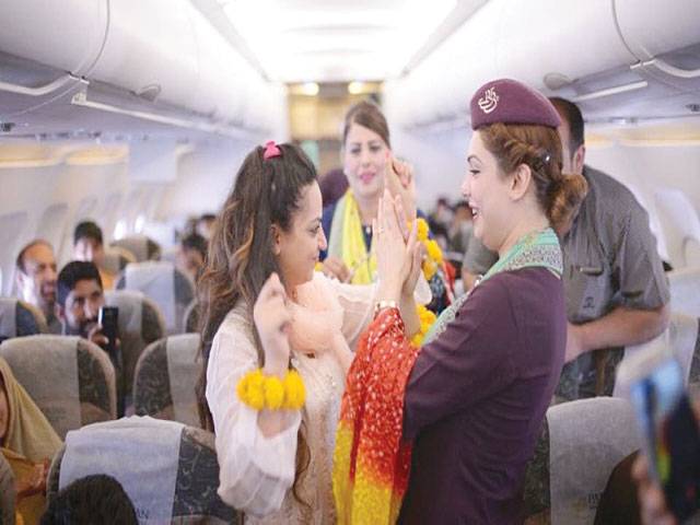 Will dancing airhostesses in flights glorify PIA?