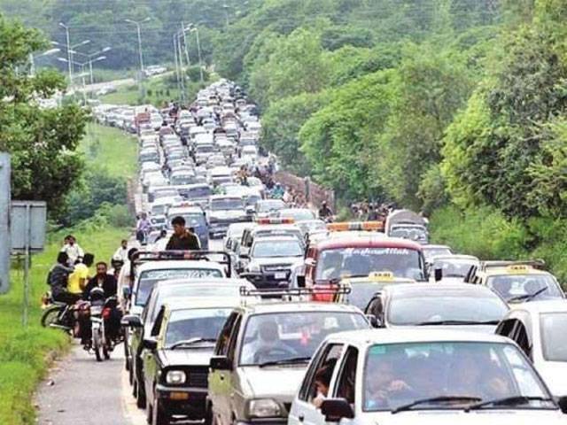 Heavy vehicles, motorcyclists’ entry banned in Murree on Eid