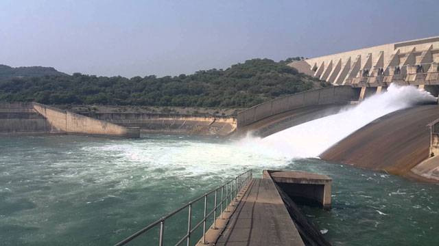 Mangla Dam water nears maximum capacity level 