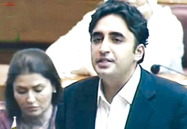 Bilawal steals PTI’s show