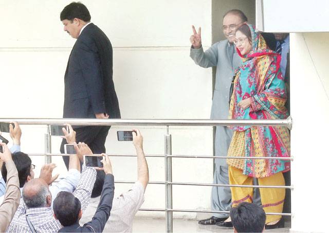 Zardari shuns ‘cases pressure’ rumours