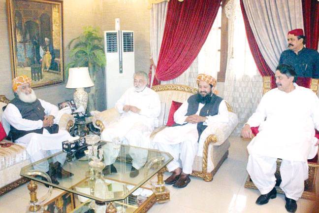 Fazl fails to muster GDA, MQM-P support 