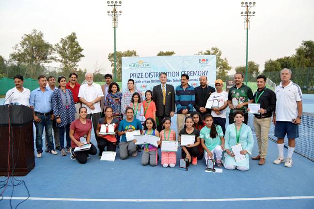 Sarah seals Subh-e-Nau Tennis title