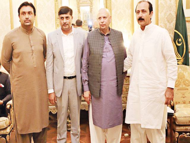 Reasons behind PTI defeat in Bahawalnagar to be dug out: Sarwar